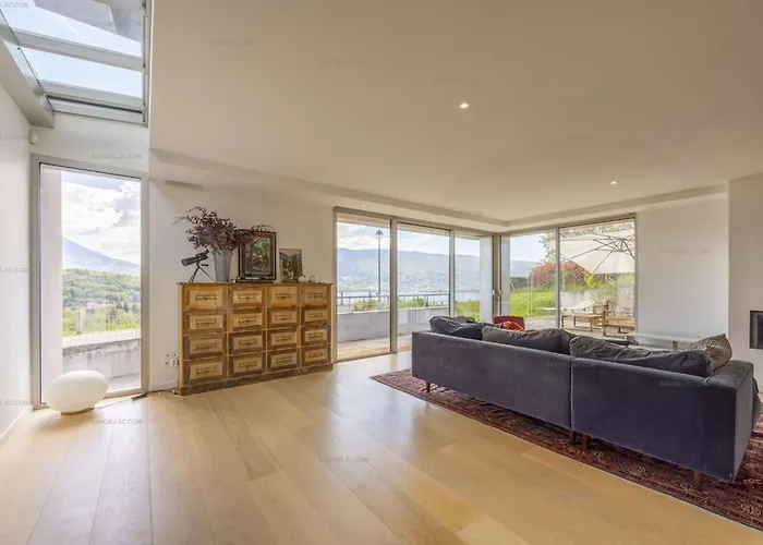 Saint Bernard Heights Villa